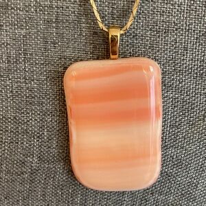 Vintage 70s Peach & Creamy Glass Pendant & Gold Toned Chain Necklace